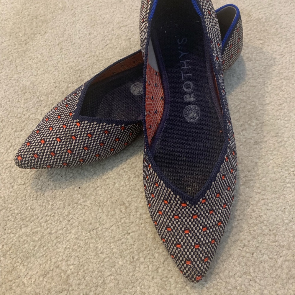Rothy’s Navy and Orange Points
